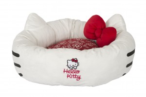 Кровать-пончик Hello Kitty с усами